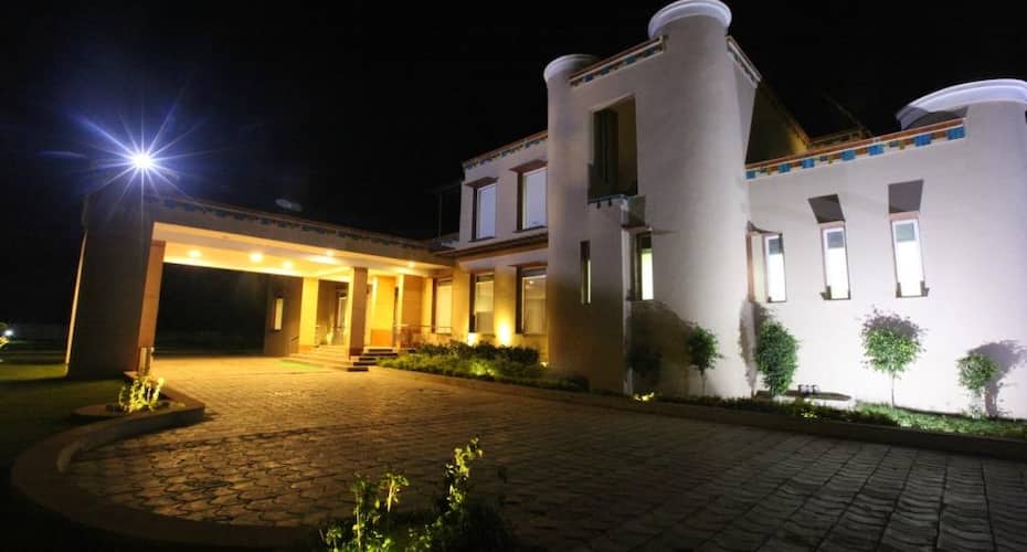 Today's Sunrise Luxury Resort, Neemrana 2